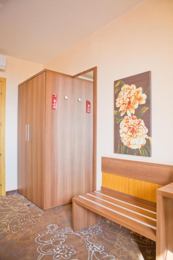 RIN Central Hotel Bucarest Exterior foto
